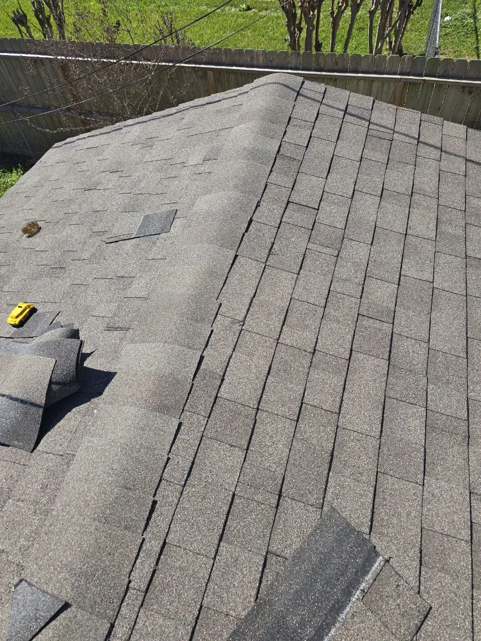 30-year architectural shingles pattern Houston - Weatherwood color dimensional shingle layout